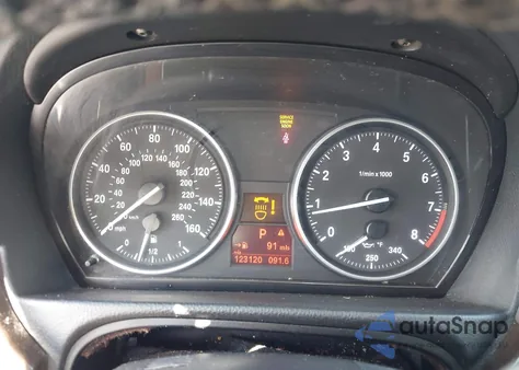 2008 BMW 328I z USA, uszkodzony, nr VIN WBAWL13598PX18225